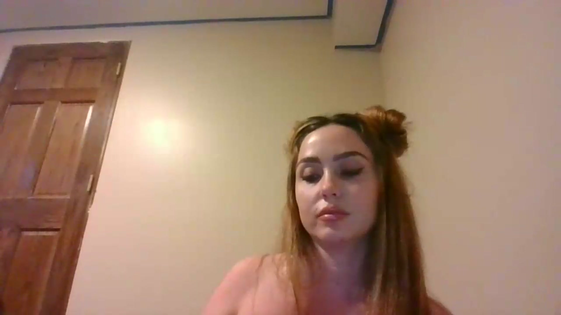 Gallery image thumbnail from Angel_baby124's myfreecams stream on, 06/29/2026, 14:19 image 13 of 20