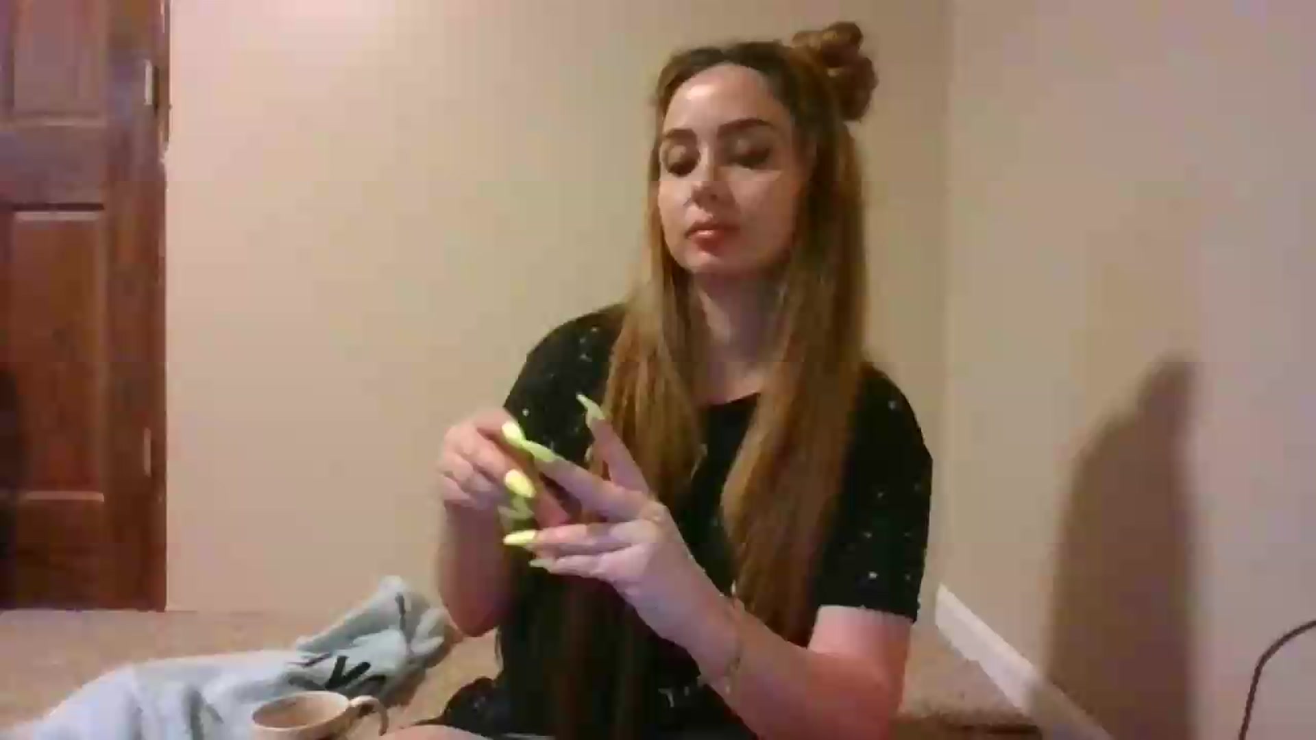 Gallery image thumbnail from Angel_baby124's myfreecams stream on, 06/29/2026, 14:19 image 1 of 20