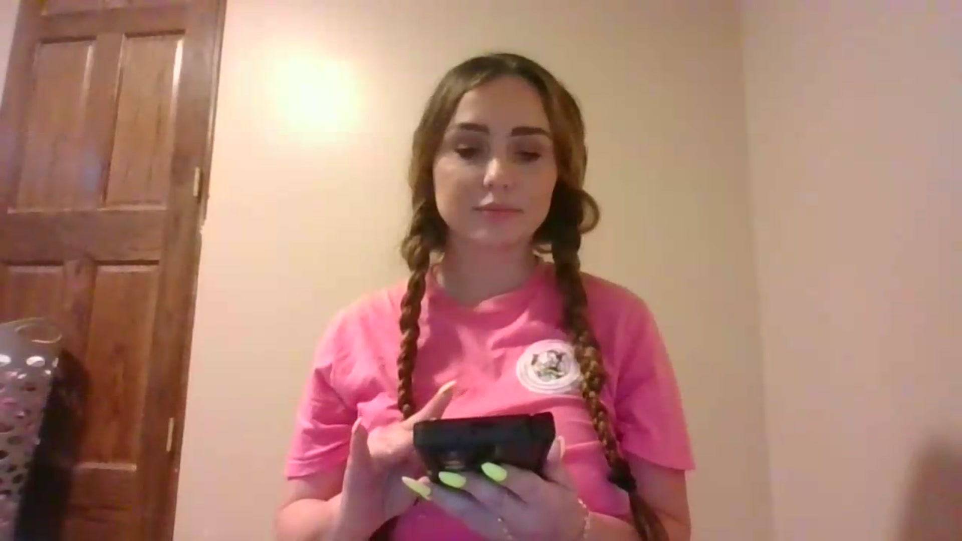 Gallery image thumbnail from Angel_baby124's myfreecams stream on, 06/30/2026, 13:53 image 9 of 20