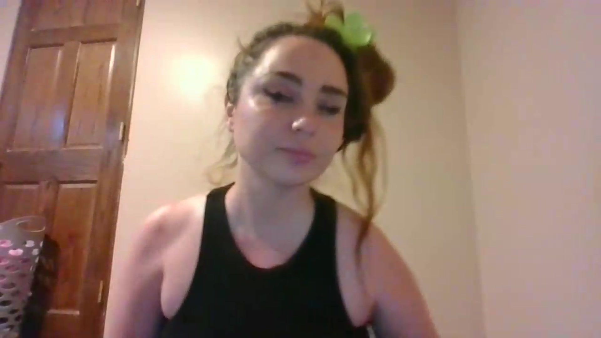 Gallery image thumbnail from Angel_baby124's myfreecams stream on, 07/03/2026, 17:29 image 10 of 20