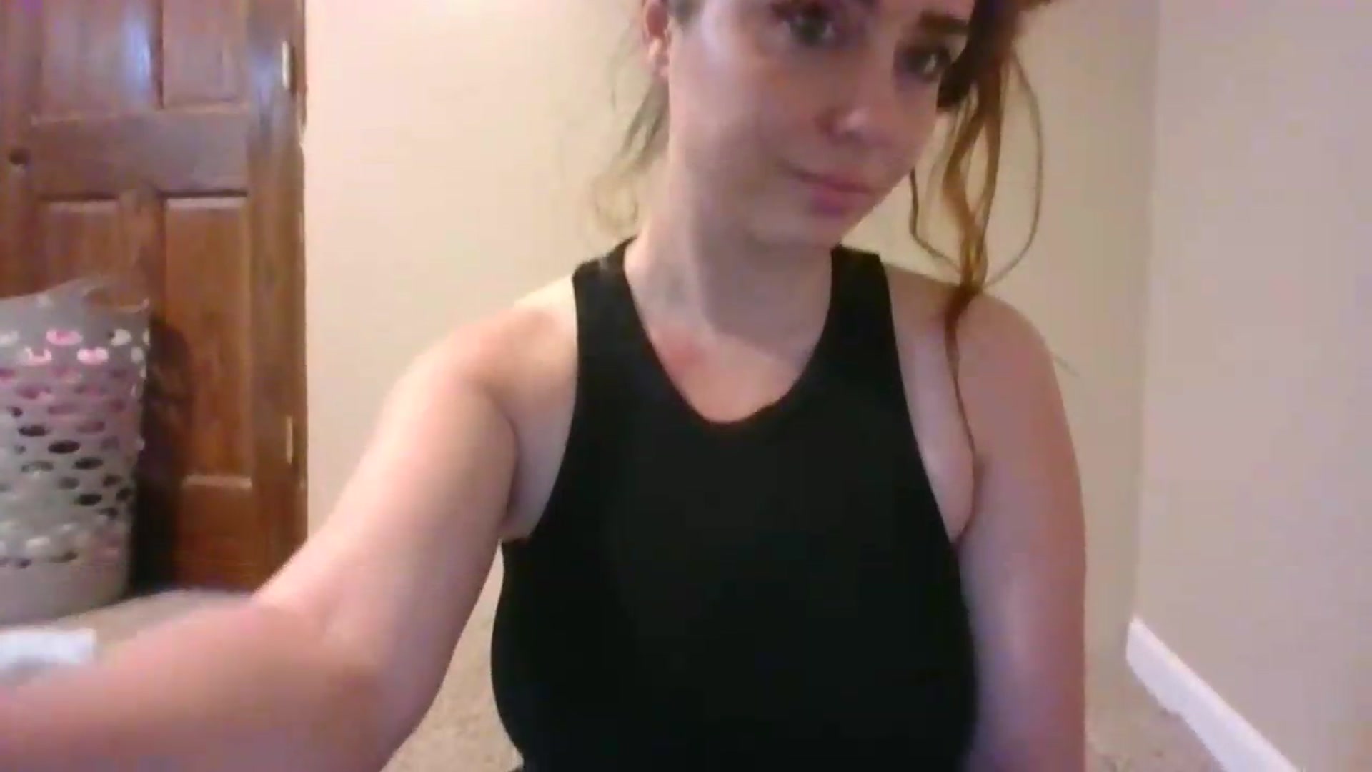 Gallery image thumbnail from Angel_baby124's myfreecams stream on, 07/03/2026, 17:29 image 16 of 20