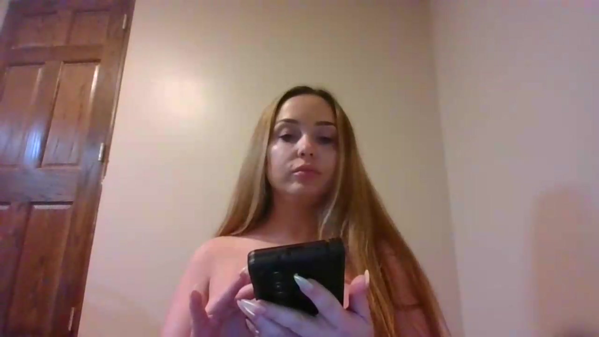 Gallery image thumbnail from Angel_baby124's myfreecams stream on, 07/29/2026, 16:06 image 14 of 20