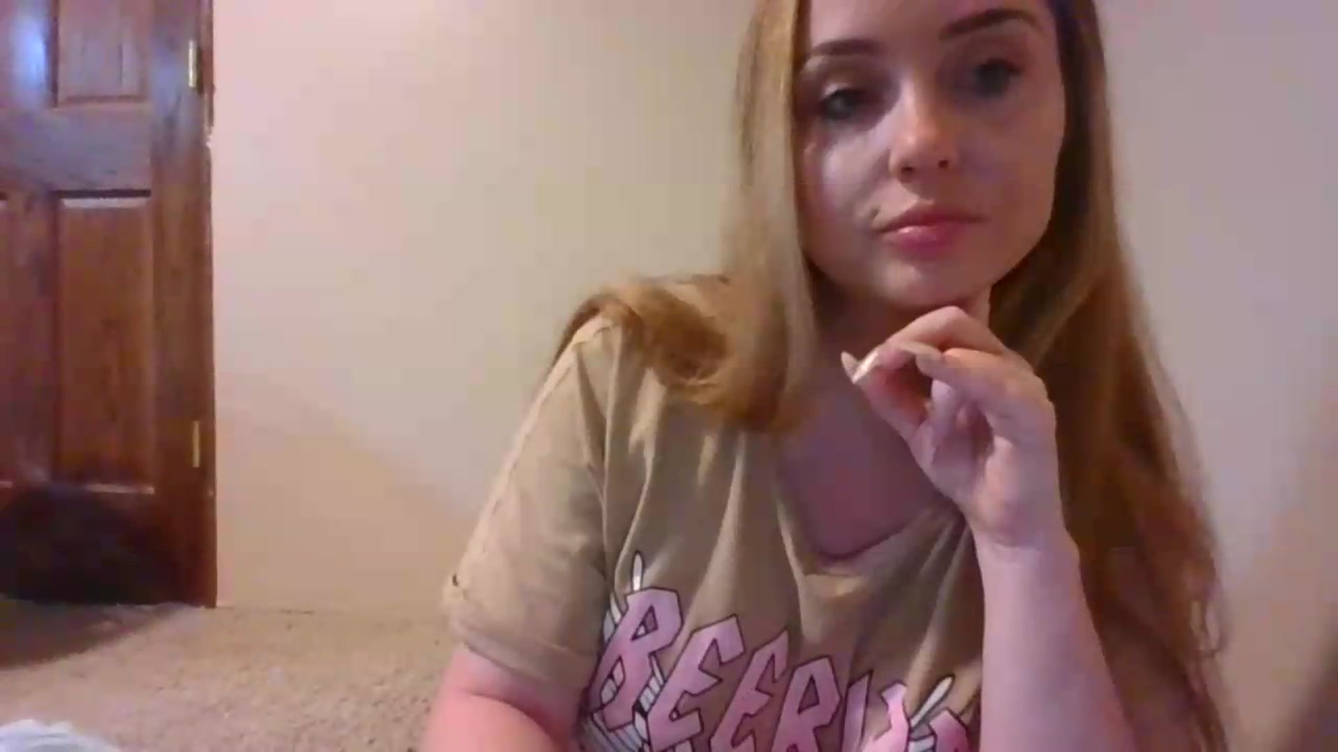 Gallery image thumbnail from Angel_baby124's myfreecams stream on, 07/29/2026, 16:06 image 12 of 20