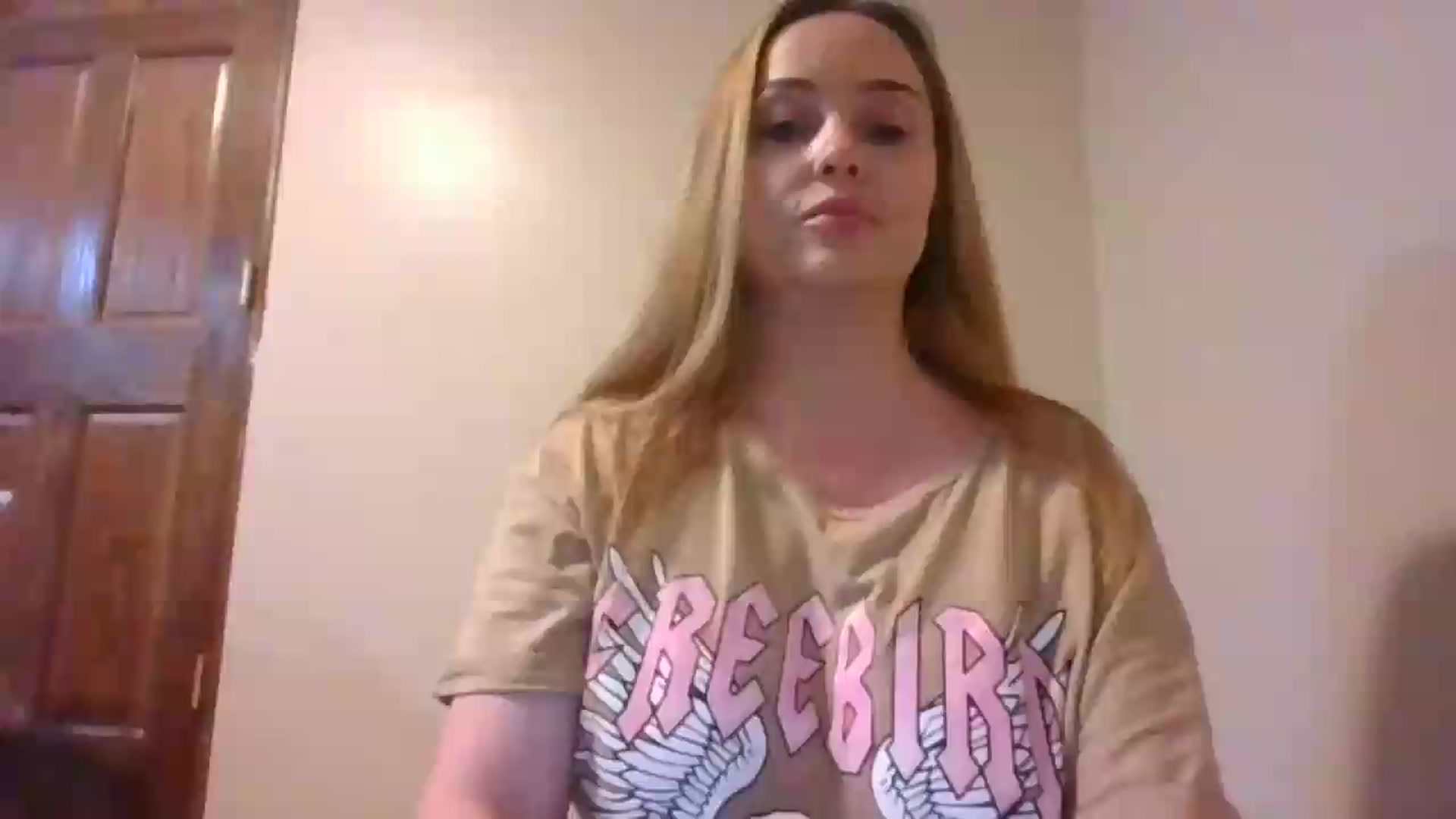 Gallery image thumbnail from Angel_baby124's myfreecams stream on, 07/29/2026, 16:06 image 1 of 20