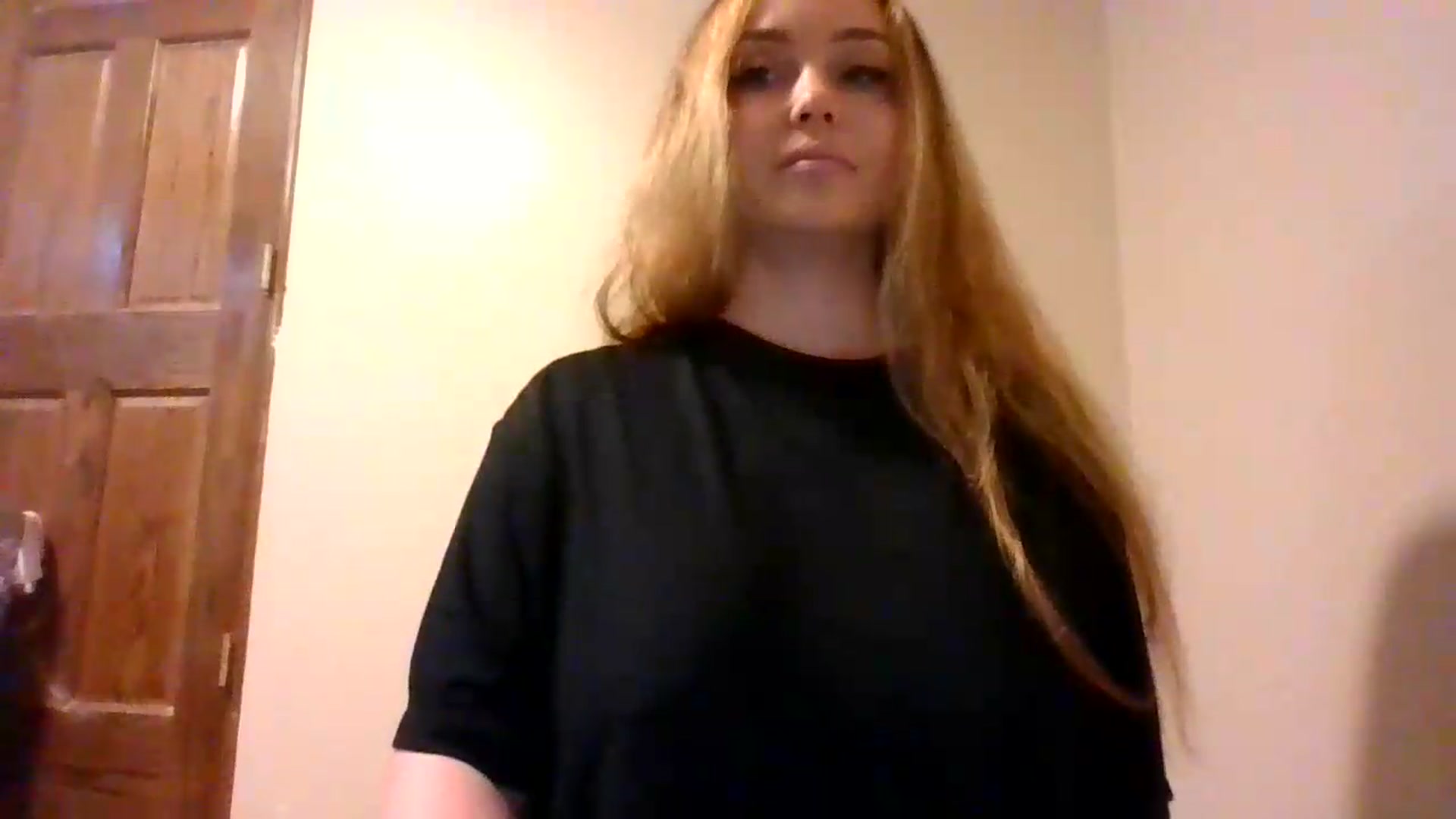 Gallery image thumbnail from Angel_baby124's myfreecams stream on, 08/06/2026, 15:58 image 10 of 20
