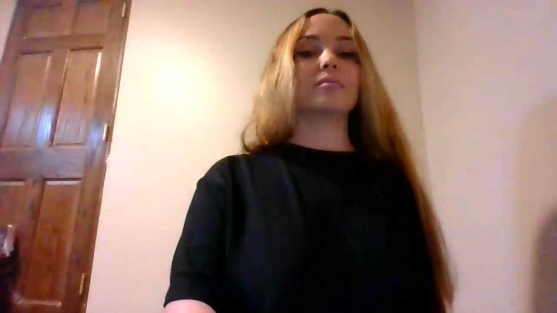 Gallery image thumbnail from Angel_baby124's myfreecams stream on, 08/06/2026, 15:58 image 6 of 20