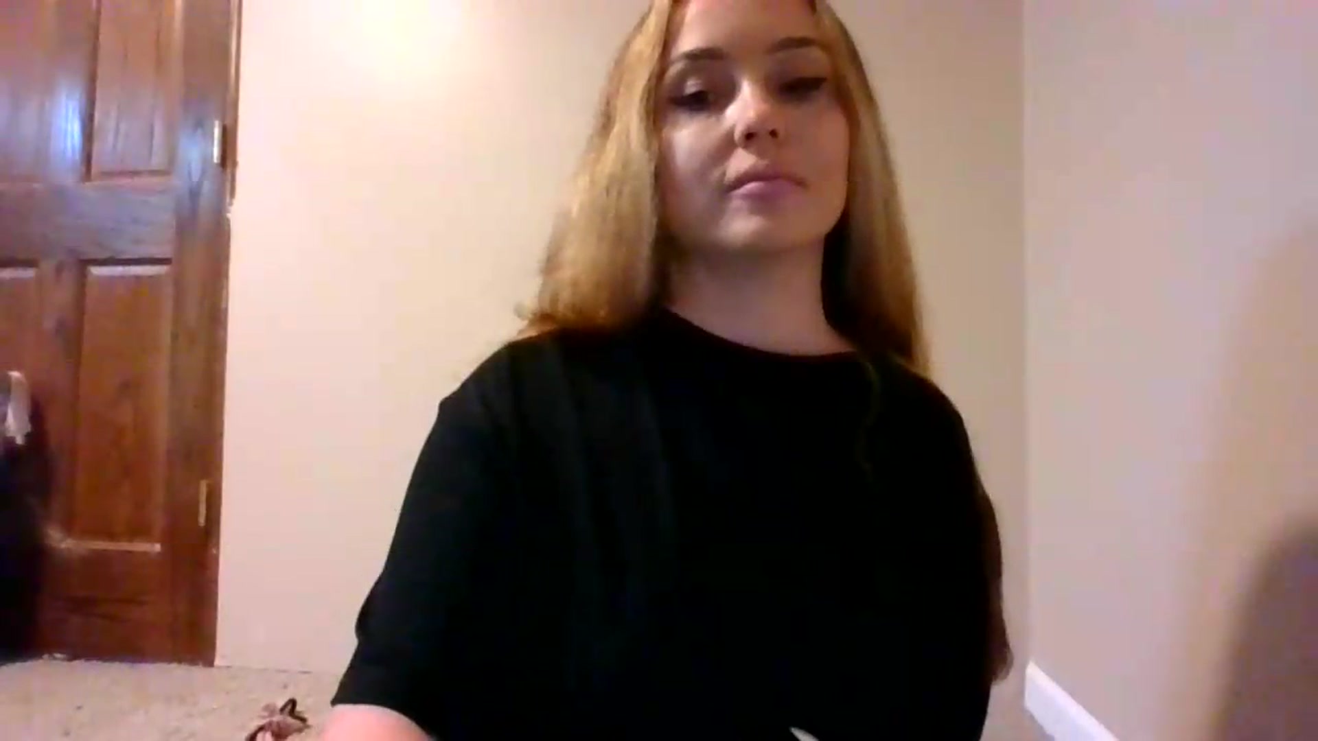 Gallery image thumbnail from Angel_baby124's myfreecams stream on, 08/06/2026, 15:58 image 5 of 20