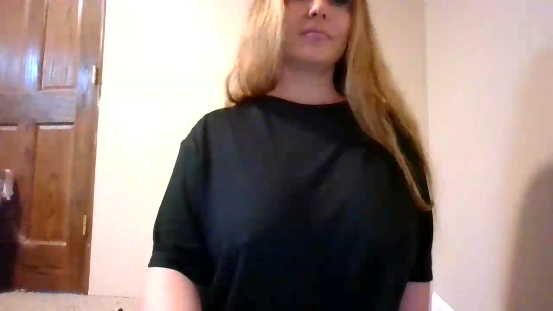 Gallery image thumbnail from Angel_baby124's myfreecams stream on, 08/06/2026, 15:58 image 8 of 20