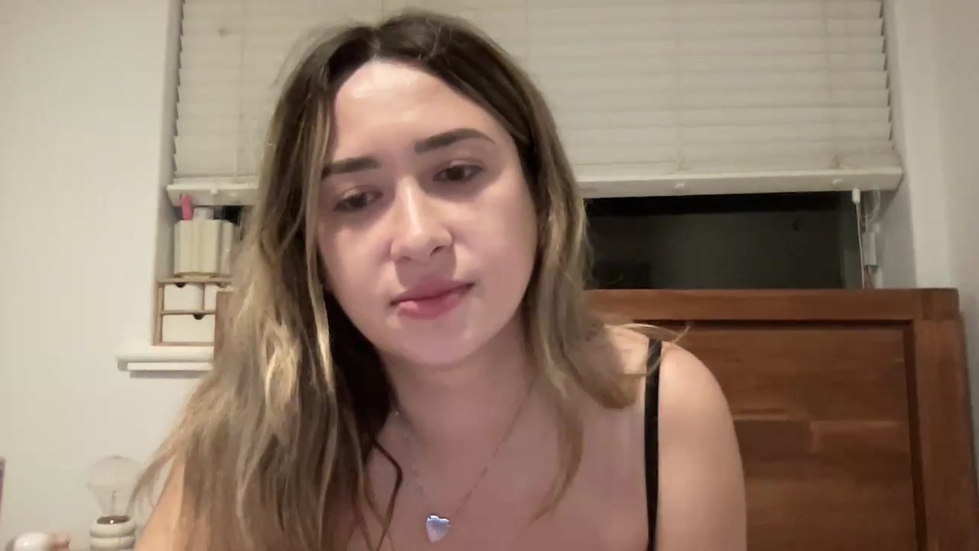 Gallery image thumbnail from Angel_berryxx's myfreecams stream on, 07/29/2024, 14:56 image 19 of 20