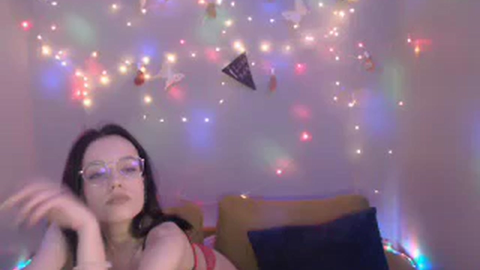 Gallery image thumbnail from Angel_jolie1's myfreecams stream on, 03/21/2023, 10:08 image 15 of 20