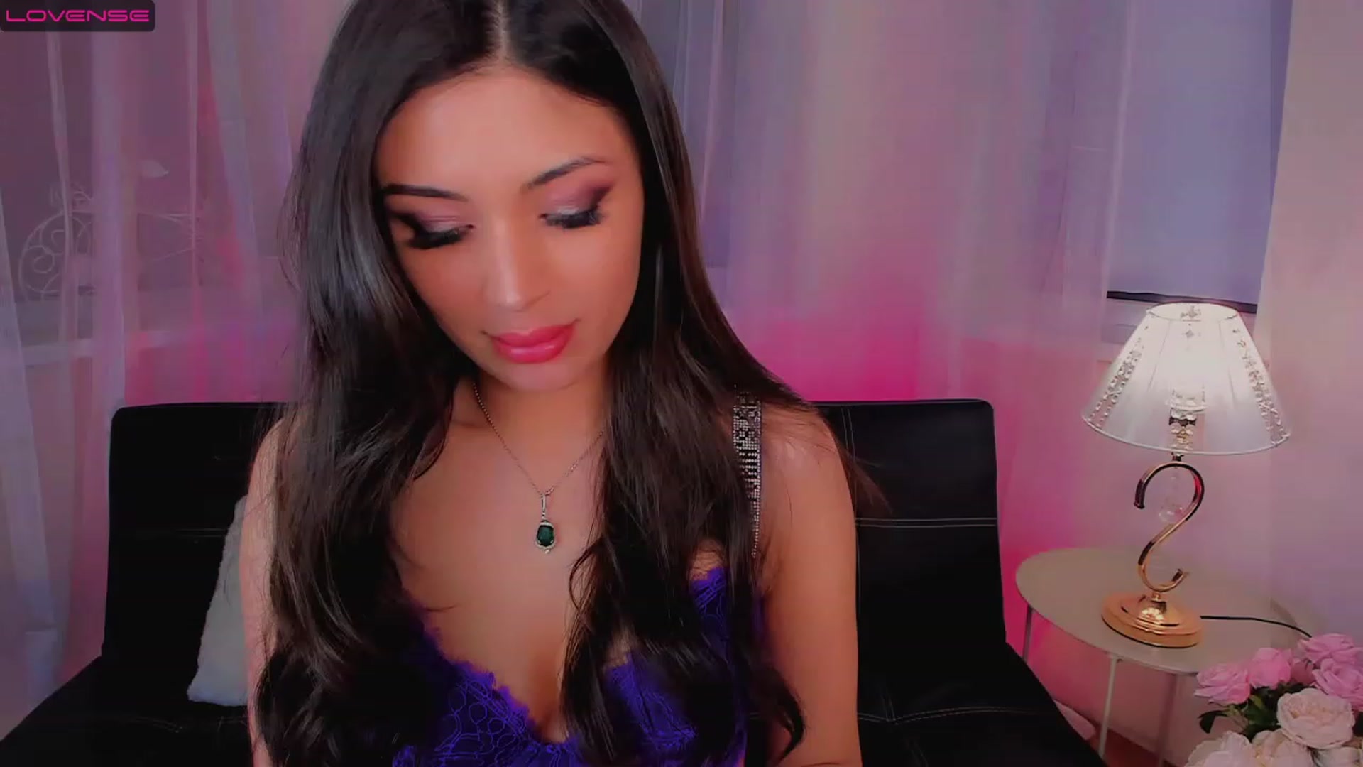 Gallery image thumbnail from Angel_on_Duty's myfreecams stream on, 03/18/2023, 21:14 image 6 of 20