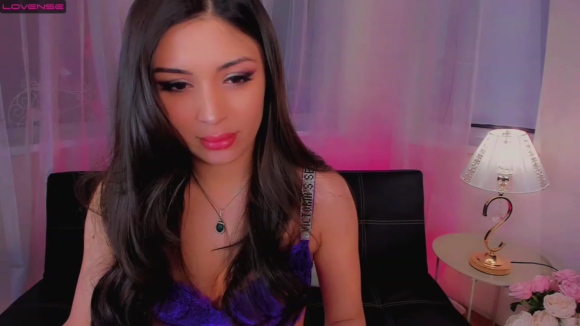 Gallery image thumbnail from Angel_on_Duty's myfreecams stream on, 03/18/2023, 21:14 image 8 of 20