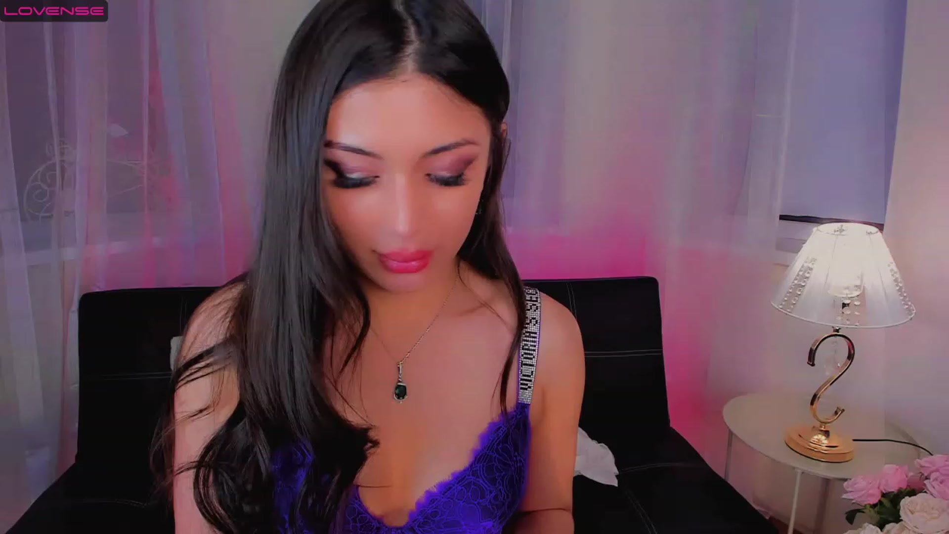 Gallery image thumbnail from Angel_on_Duty's myfreecams stream on, 03/19/2023, 01:07 image 13 of 20