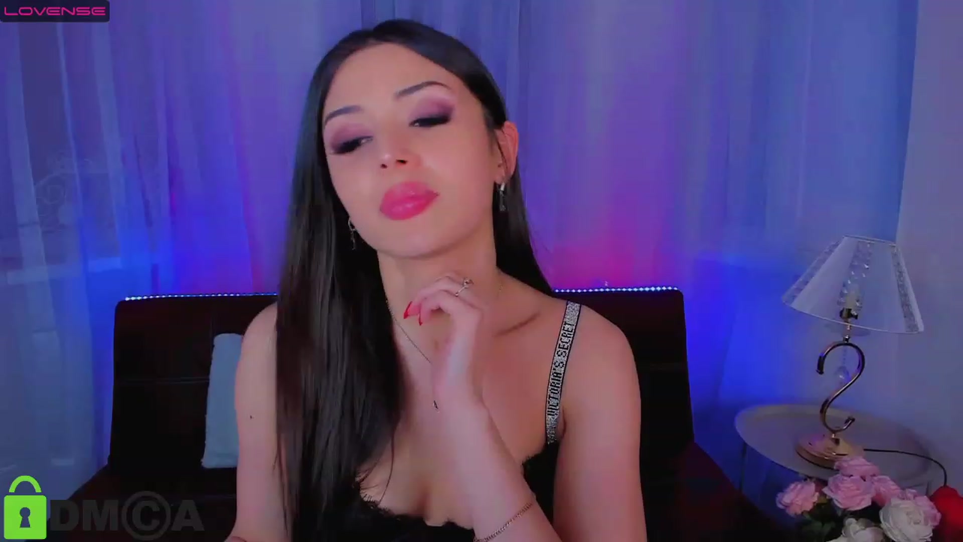 Gallery image thumbnail from Angel_on_Duty's myfreecams stream on, 03/21/2023, 20:25 image 15 of 20