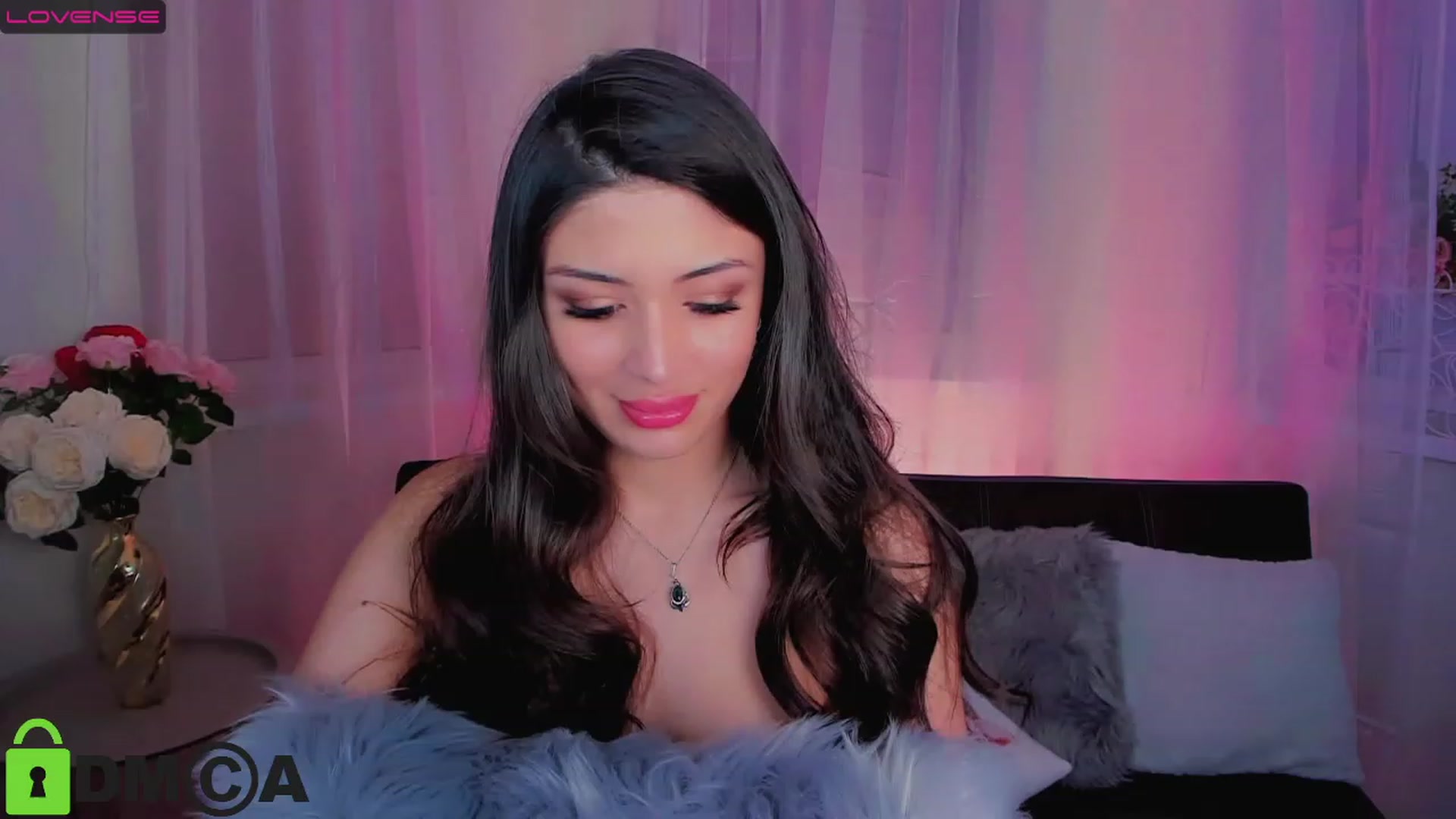 Gallery image thumbnail from Angel_on_Duty's myfreecams stream on, 04/01/2023, 20:32 image 14 of 20