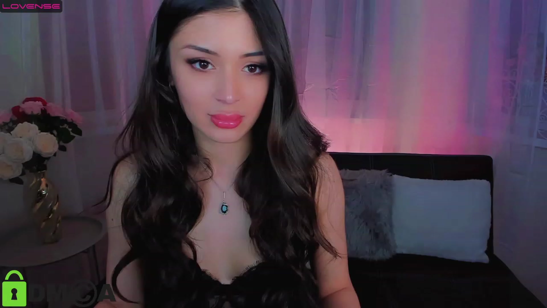 Gallery image thumbnail from Angel_on_Duty's myfreecams stream on, 04/01/2023, 21:38 image 8 of 20