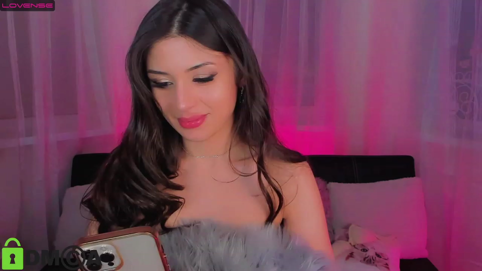 Gallery image thumbnail from Angel_on_Duty's myfreecams stream on, 04/04/2023, 24:30 image 6 of 20