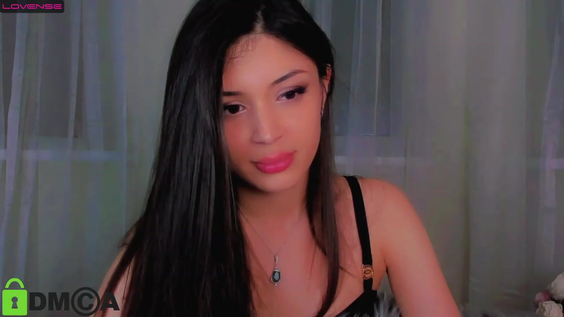 Gallery image thumbnail from Angel_on_Duty's myfreecams stream on, 04/08/2023, 20:43 image 5 of 20