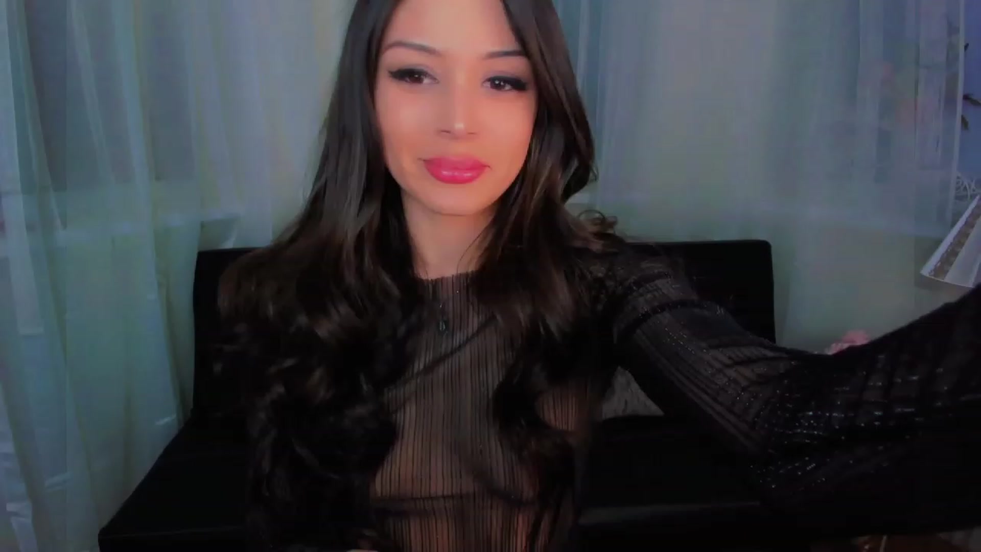 Gallery image thumbnail from Angel_on_Duty's myfreecams stream on, 04/13/2023, 20:08 image 2 of 20