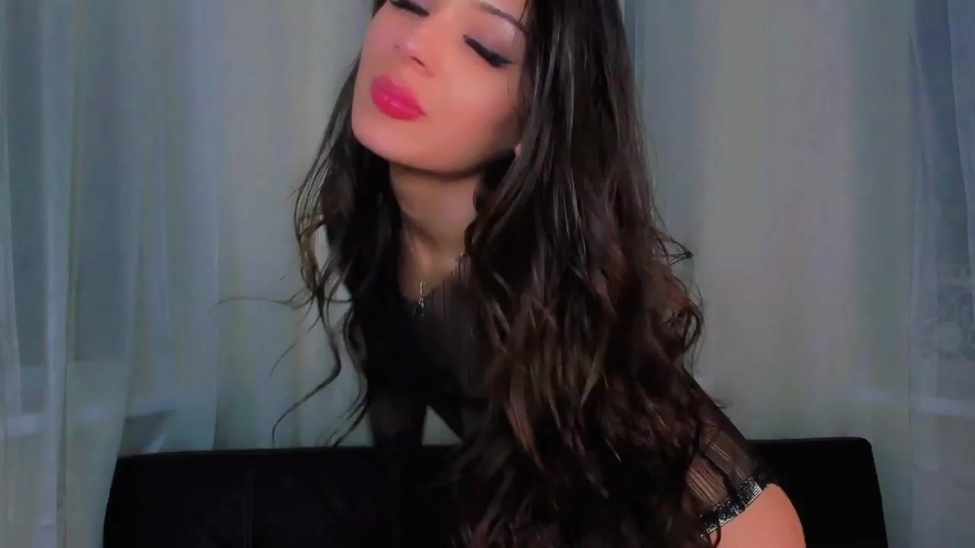 Gallery image thumbnail from Angel_on_Duty's myfreecams stream on, 04/13/2023, 23:18 image 7 of 20