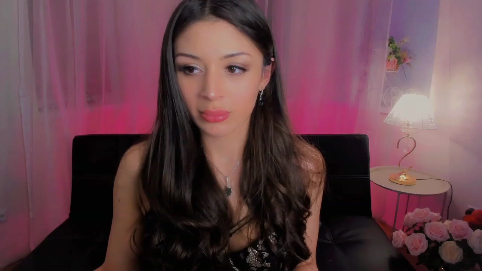 Gallery image thumbnail from Angel_on_Duty's myfreecams stream on, 04/14/2023, 19:51 image 8 of 20