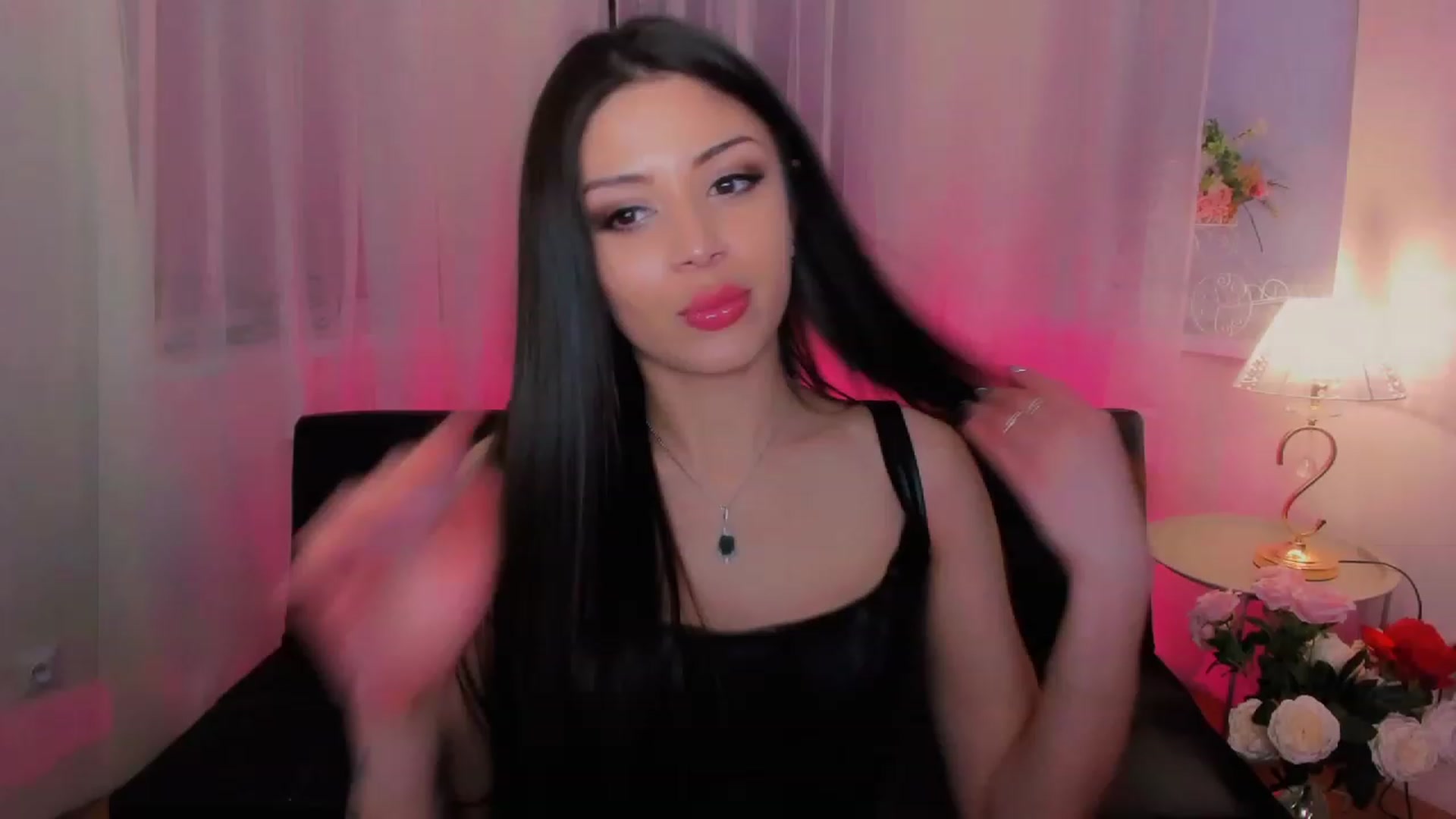 Gallery image thumbnail from Angel_on_Duty's myfreecams stream on, 04/15/2023, 19:54 image 1 of 20