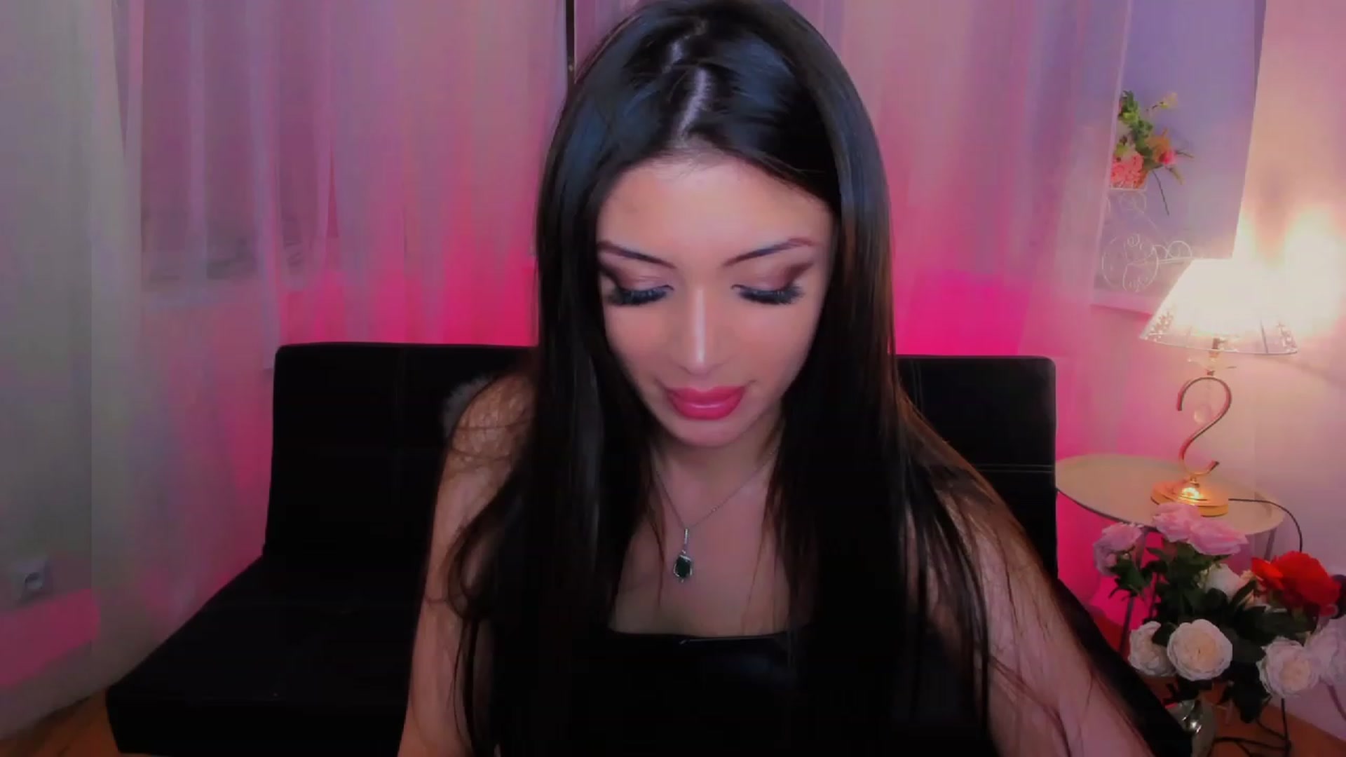 Gallery image thumbnail from Angel_on_Duty's myfreecams stream on, 04/15/2023, 21:17 image 12 of 20