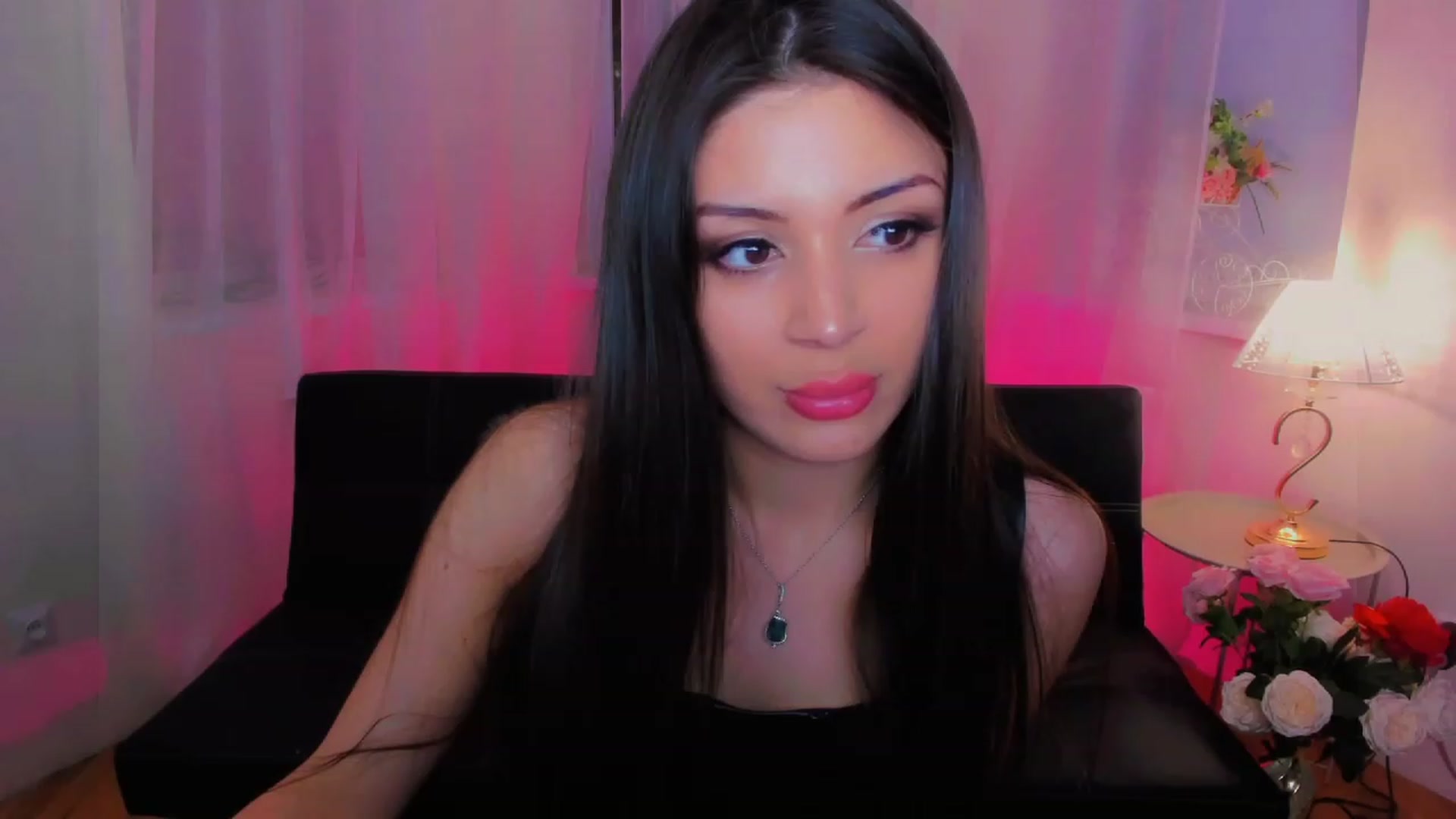 Gallery image thumbnail from Angel_on_Duty's myfreecams stream on, 04/15/2023, 21:17 image 16 of 20