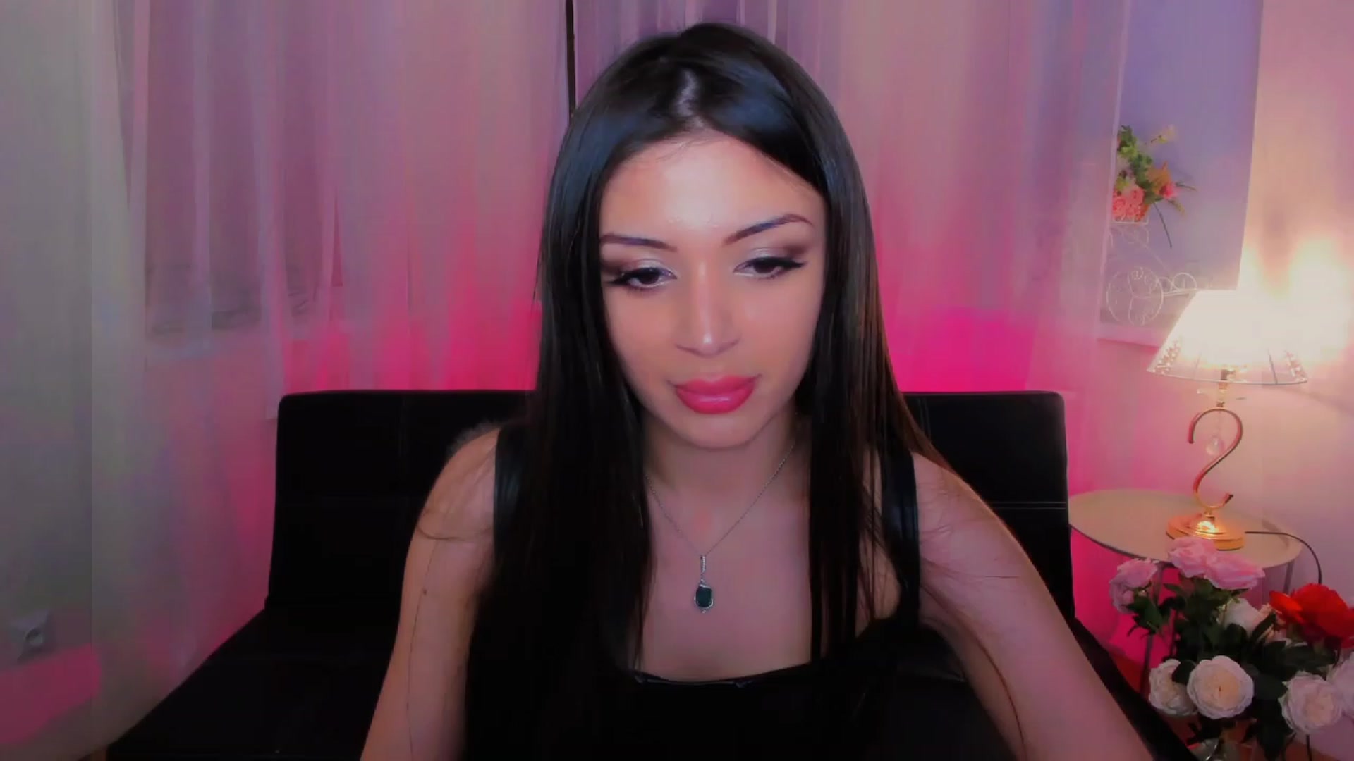 Gallery image thumbnail from Angel_on_Duty's myfreecams stream on, 04/15/2023, 21:17 image 6 of 20