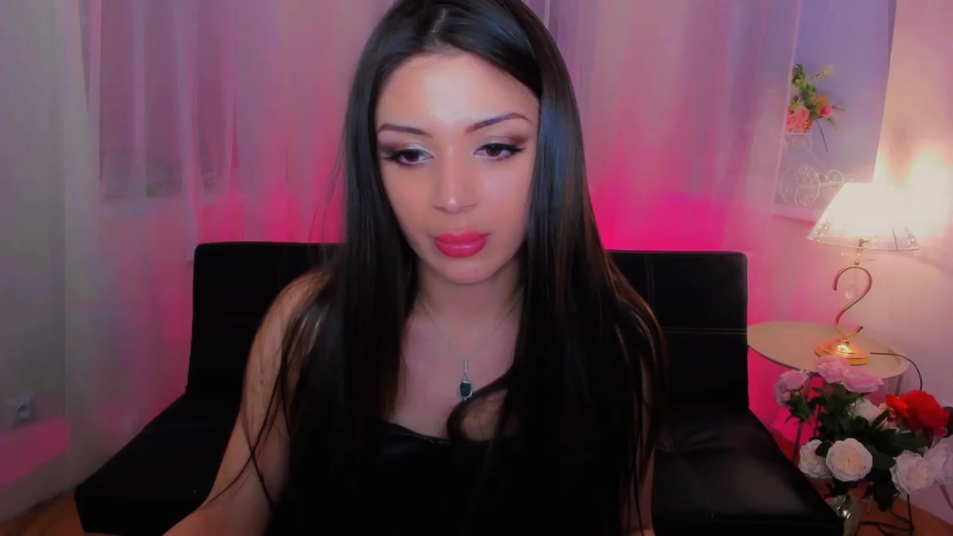 Gallery image thumbnail from Angel_on_Duty's myfreecams stream on, 04/15/2023, 21:17 image 14 of 20