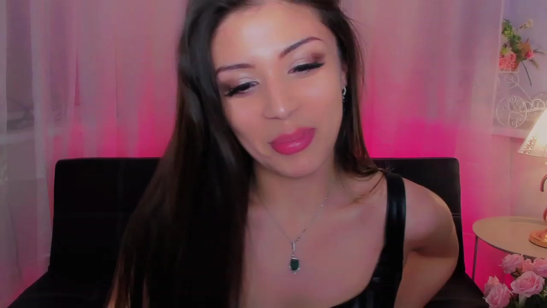 Gallery image thumbnail from Angel_on_Duty's myfreecams stream on, 04/16/2023, 01:09 image 20 of 20