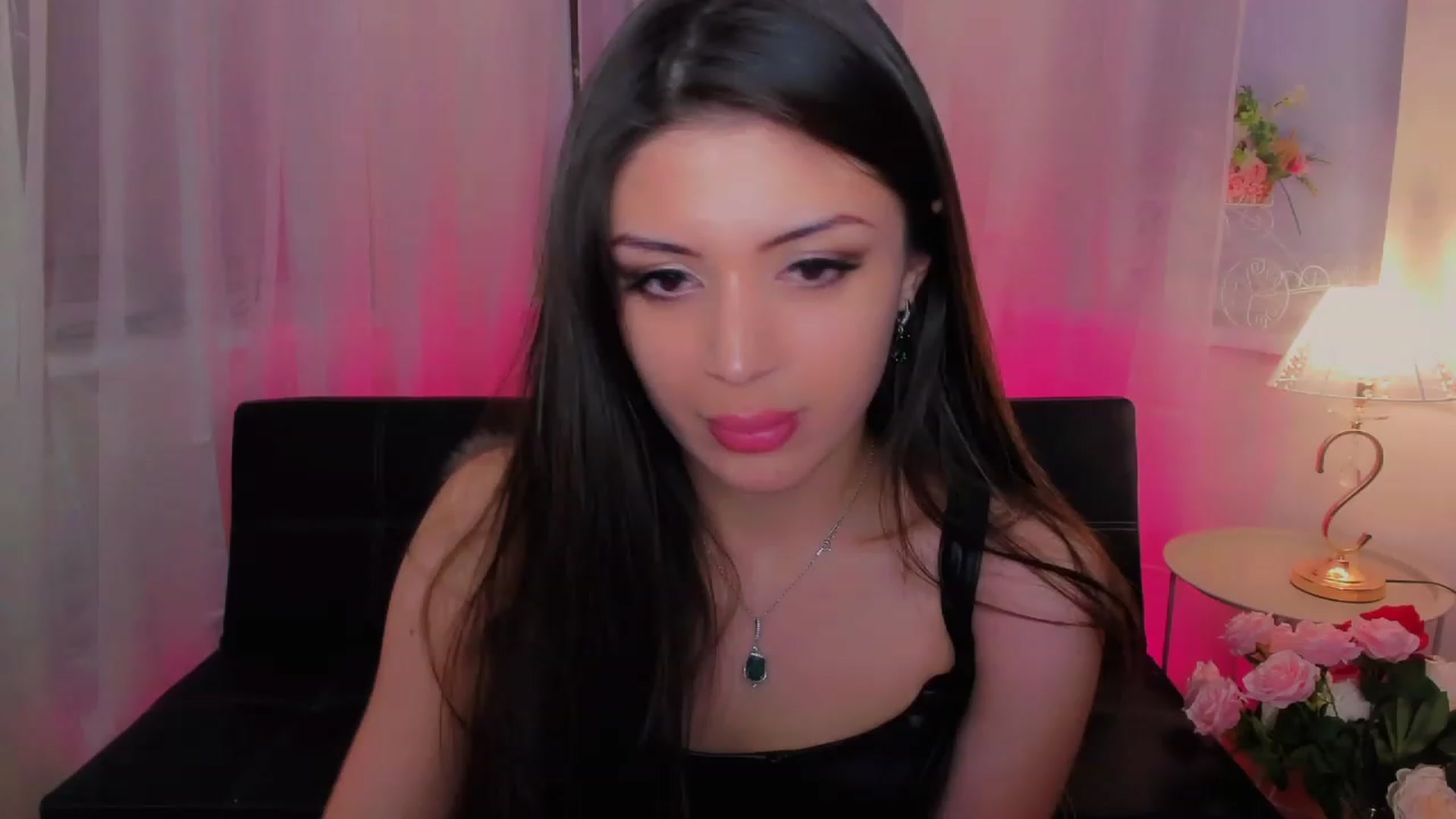 Gallery image thumbnail from Angel_on_Duty's myfreecams stream on, 04/16/2023, 01:09 image 8 of 20