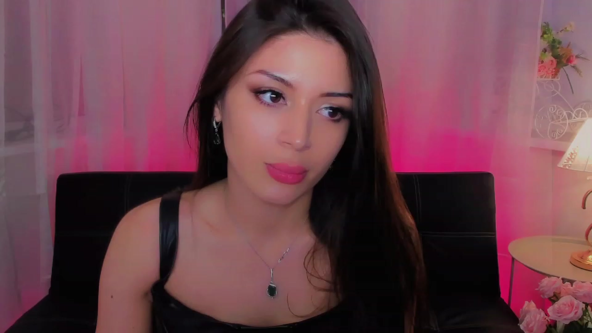 Gallery image thumbnail from Angel_on_Duty's myfreecams stream on, 04/16/2023, 01:09 image 12 of 20