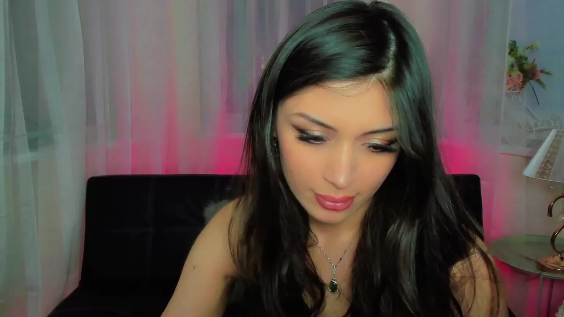 Gallery image thumbnail from Angel_on_Duty's myfreecams stream on, 04/17/2023, 19:17 image 16 of 20