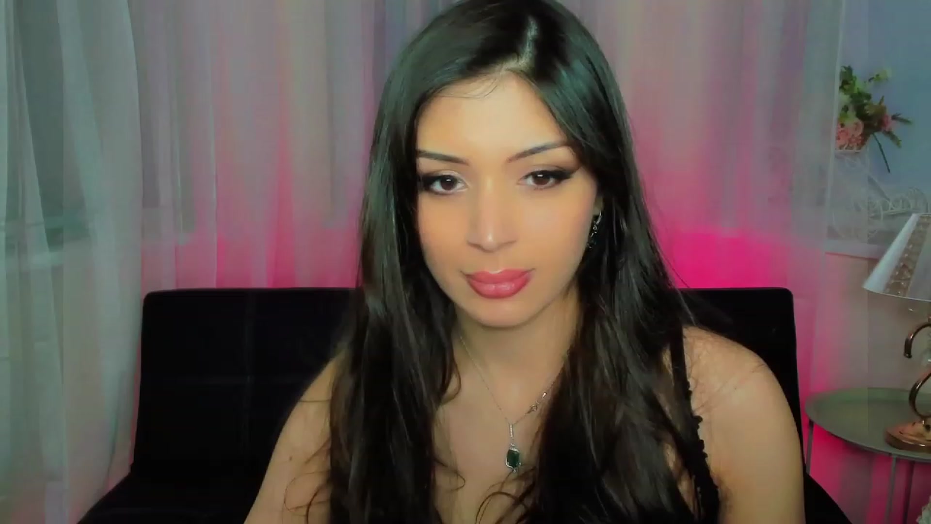 Gallery image thumbnail from Angel_on_Duty's myfreecams stream on, 04/17/2023, 19:17 image 15 of 20