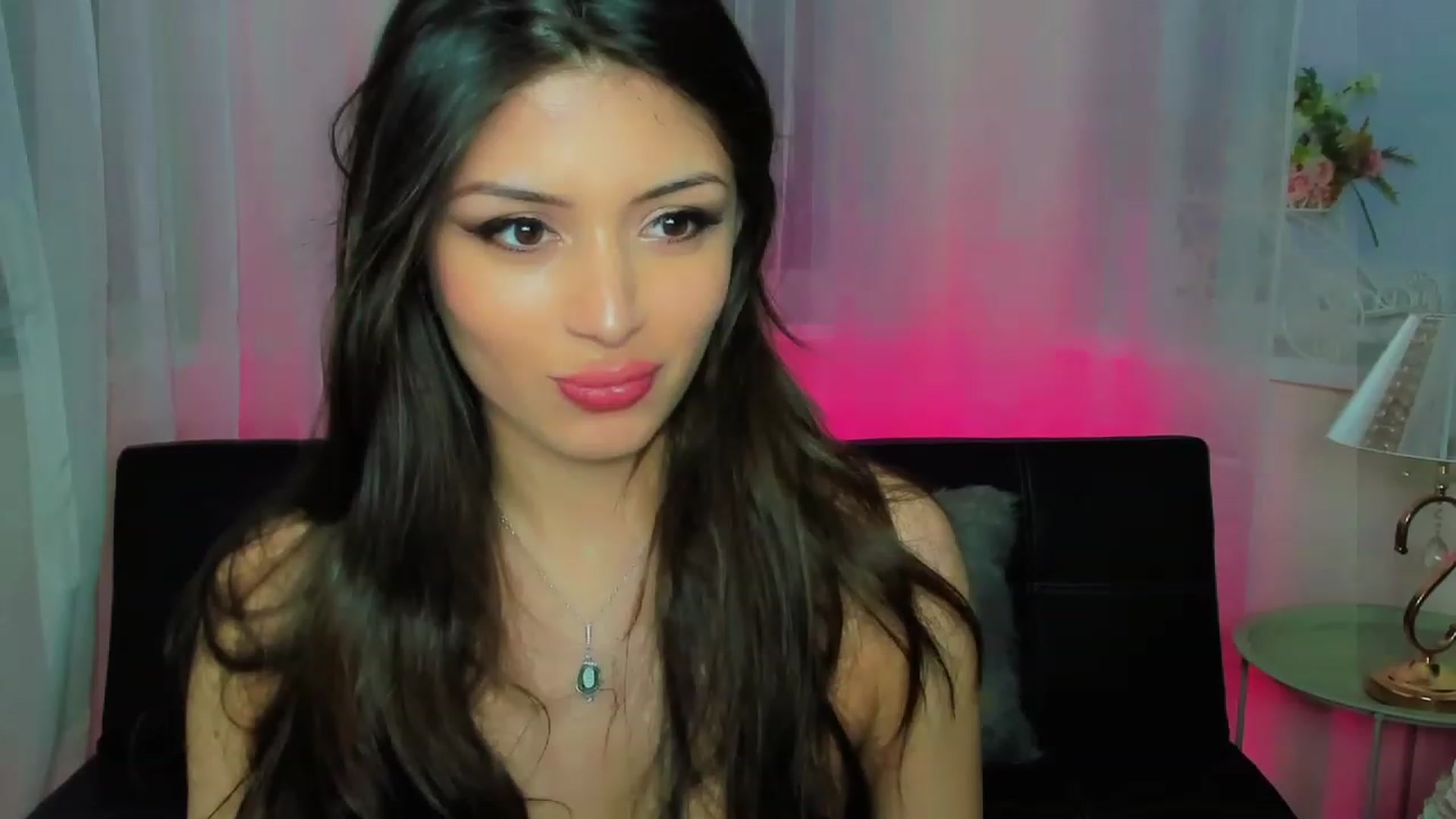 Gallery image thumbnail from Angel_on_Duty's myfreecams stream on, 04/17/2023, 21:04 image 19 of 20