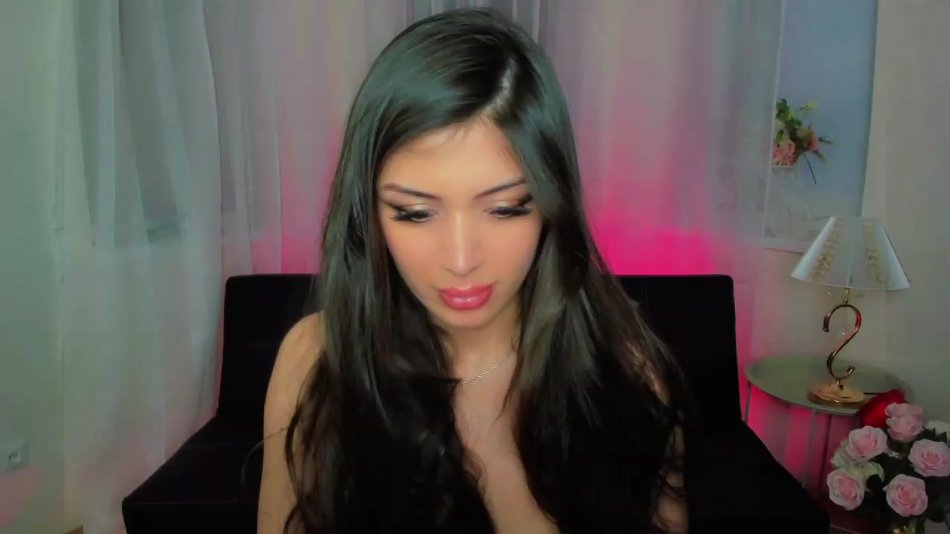 Gallery image thumbnail from Angel_on_Duty's myfreecams stream on, 04/17/2023, 21:04 image 5 of 20