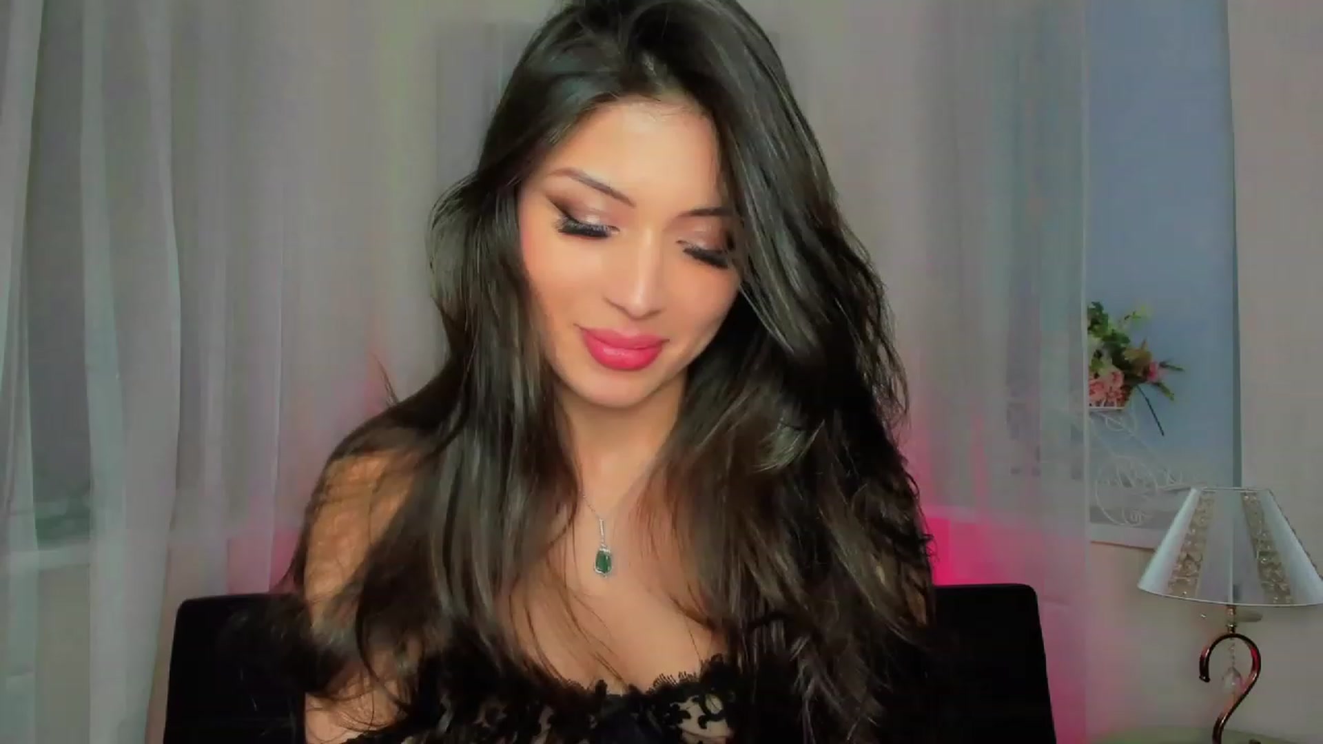 Gallery image thumbnail from Angel_on_Duty's myfreecams stream on, 04/18/2023, 24:08 image 14 of 20