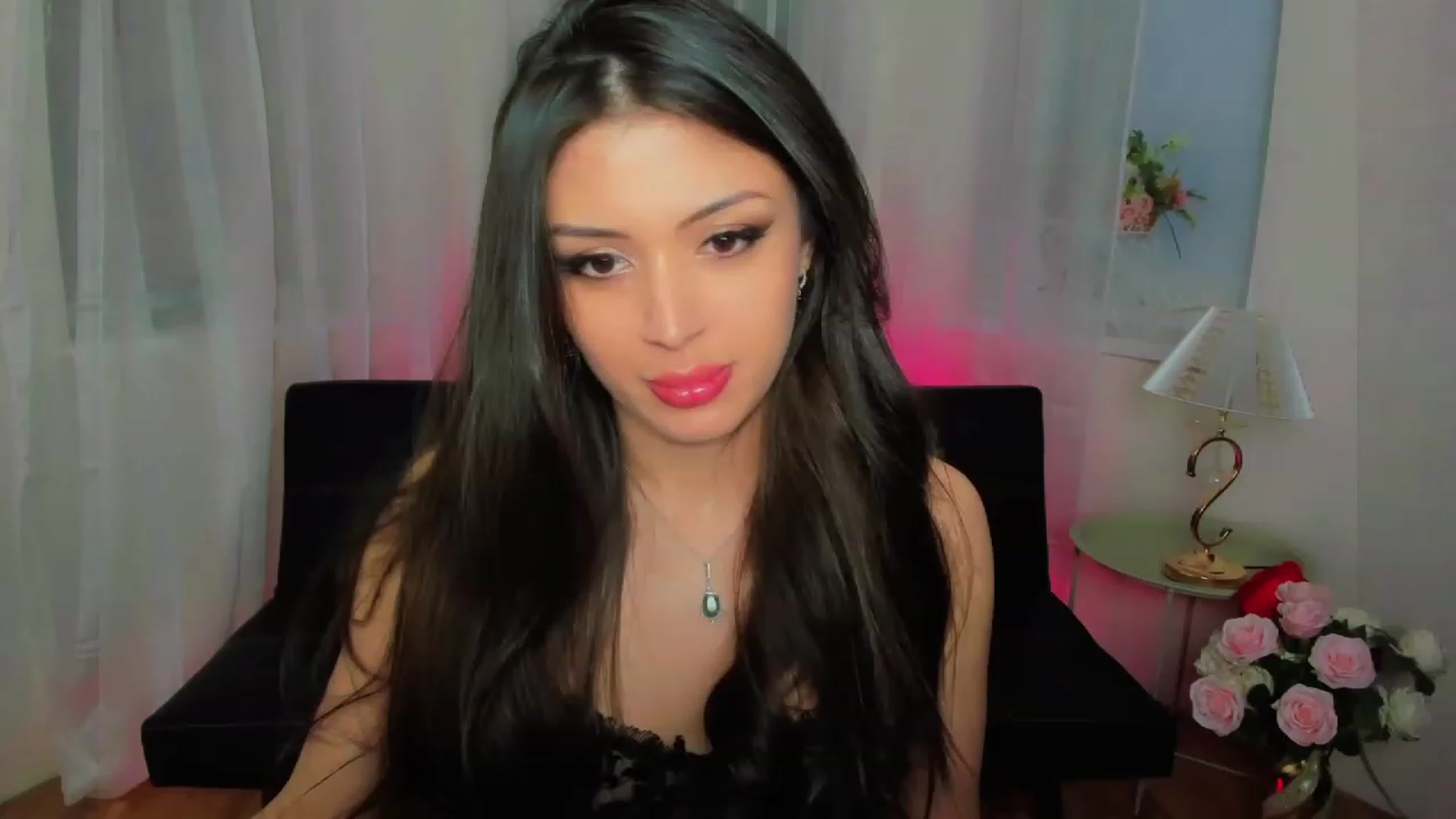 Gallery image thumbnail from Angel_on_Duty's myfreecams stream on, 04/18/2023, 02:09 image 1 of 20