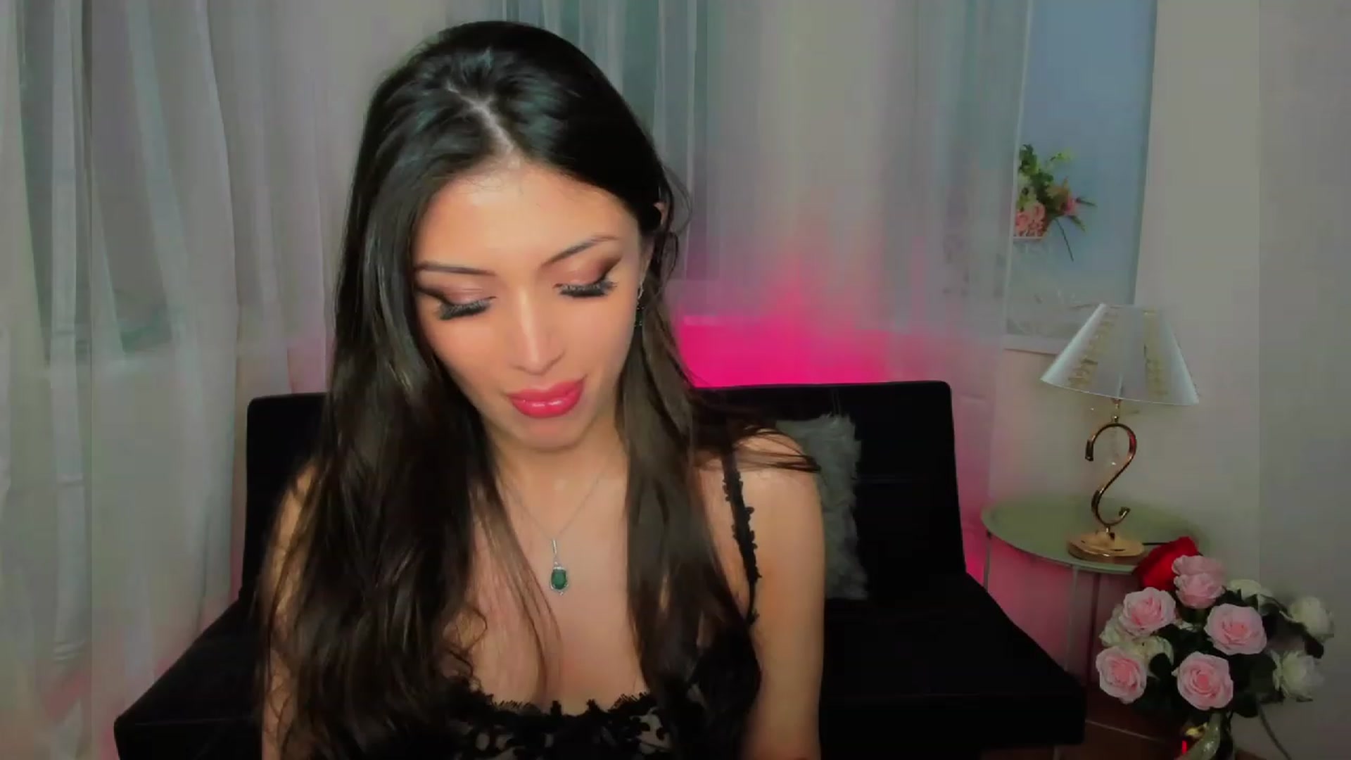 Gallery image thumbnail from Angel_on_Duty's myfreecams stream on, 04/18/2023, 02:09 image 7 of 20