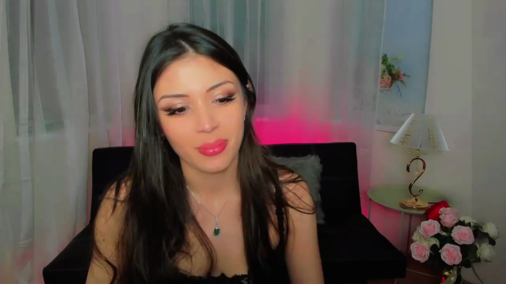 Gallery image thumbnail from Angel_on_Duty's myfreecams stream on, 04/18/2023, 02:09 image 8 of 20