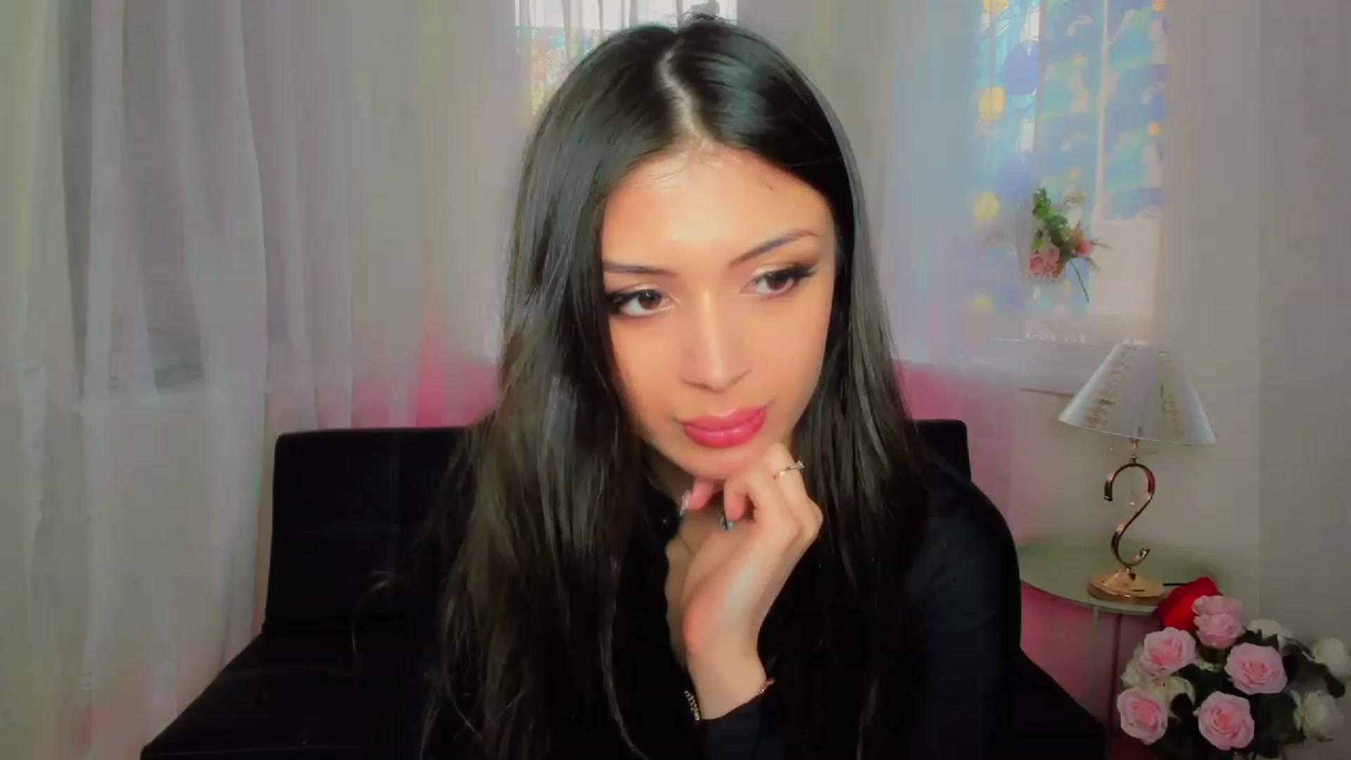 Gallery image thumbnail from Angel_on_Duty's myfreecams stream on, 04/18/2023, 04:32 image 20 of 20