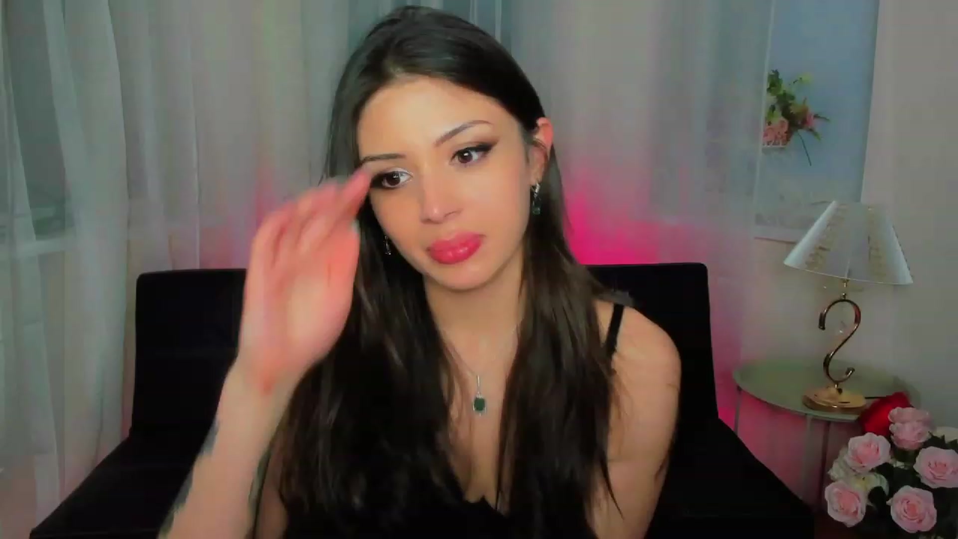 Gallery image thumbnail from Angel_on_Duty's myfreecams stream on, 04/18/2023, 04:32 image 3 of 20