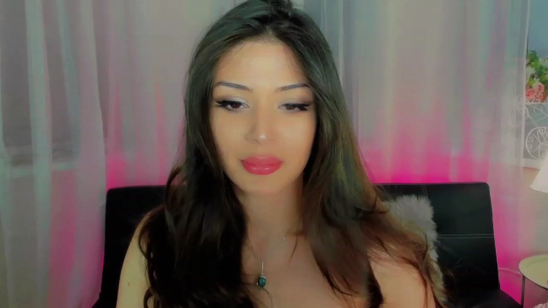 Gallery image thumbnail from Angel_on_Duty's myfreecams stream on, 04/20/2023, 19:24 image 13 of 20