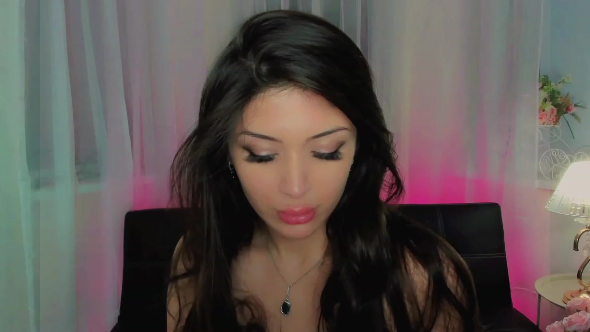 Gallery image thumbnail from Angel_on_Duty's myfreecams stream on, 04/21/2023, 02:11 image 7 of 20