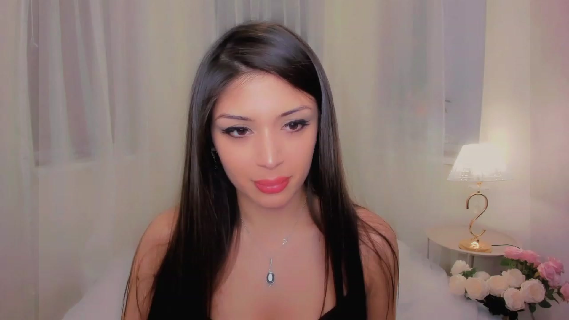 Gallery image thumbnail from Angel_on_Duty's myfreecams stream on, 04/21/2023, 21:06 image 1 of 20