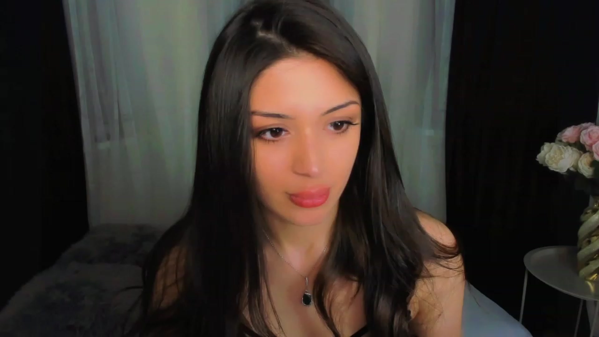 Gallery image thumbnail from Angel_on_Duty's myfreecams stream on, 04/27/2023, 23:40 image 19 of 20