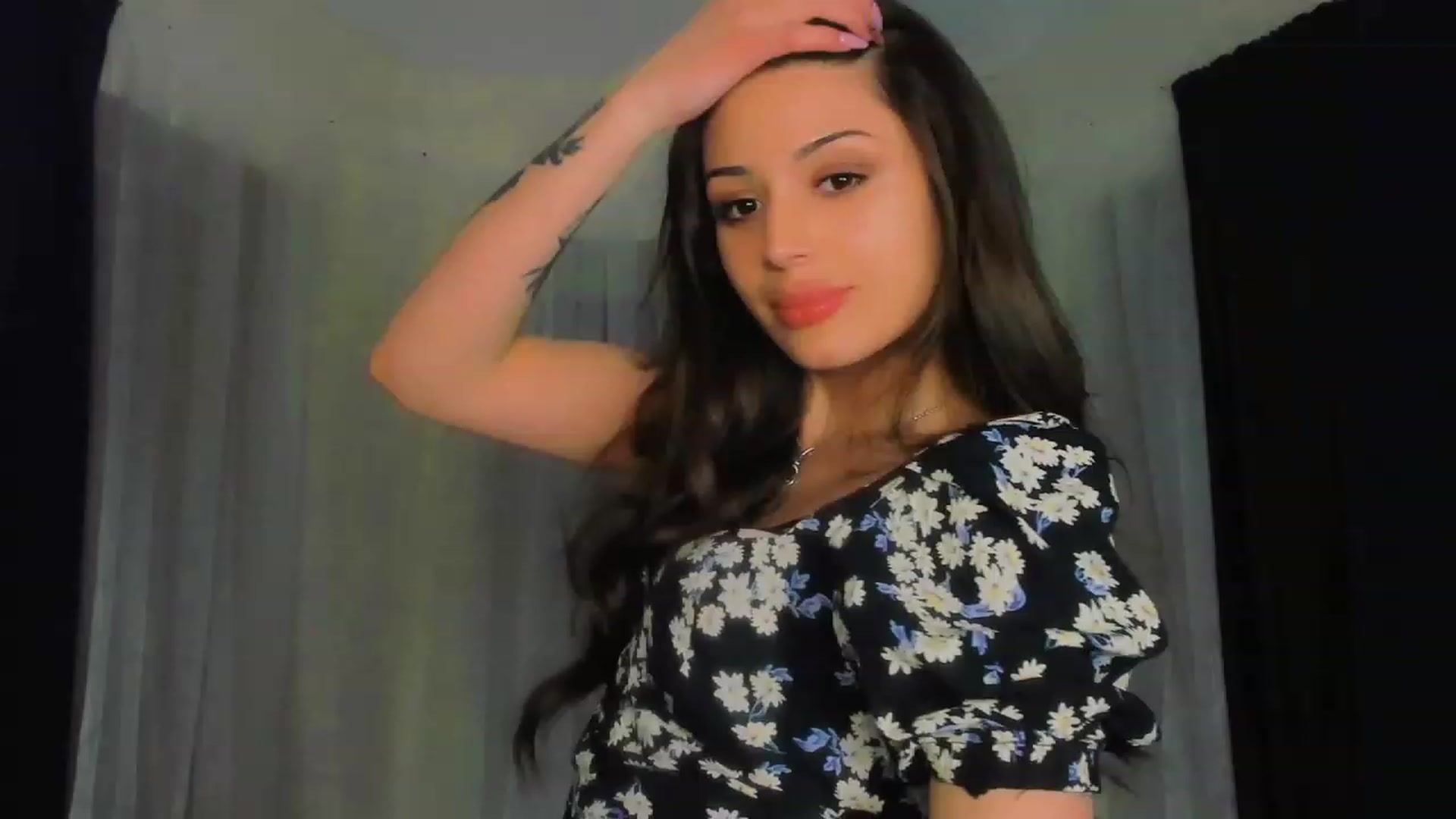 Gallery image thumbnail from Angel_on_Duty's myfreecams stream on, 04/27/2023, 23:40 image 5 of 20