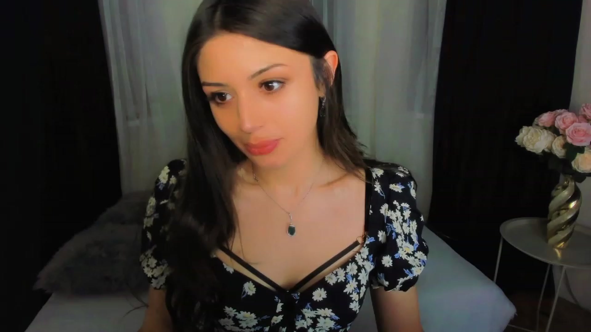 Gallery image thumbnail from Angel_on_Duty's myfreecams stream on, 04/27/2023, 23:40 image 1 of 20