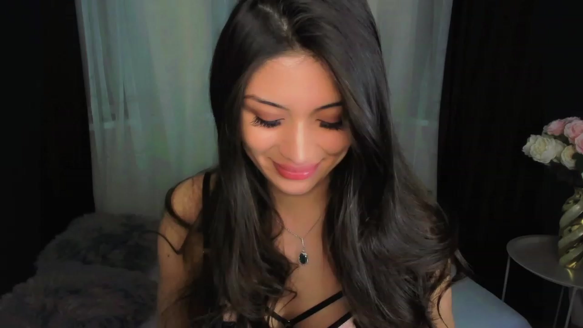 Gallery image thumbnail from Angel_on_Duty's myfreecams stream on, 04/28/2023, 24:25 image 17 of 20